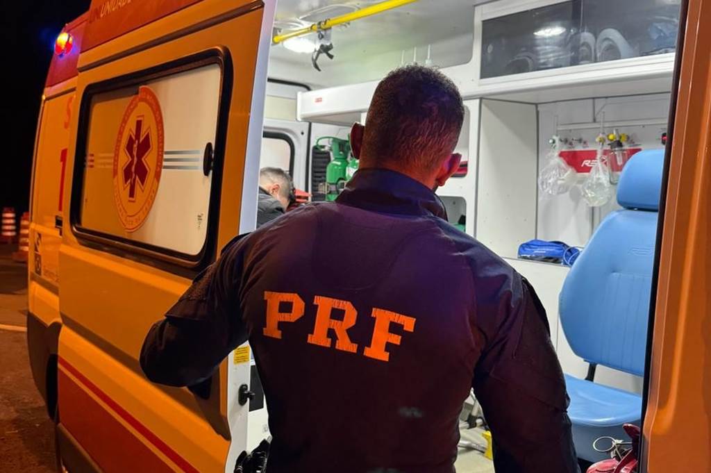 Prf Presta Socorro A Crian A Que Estava Convulsionando Dentro De Nibus