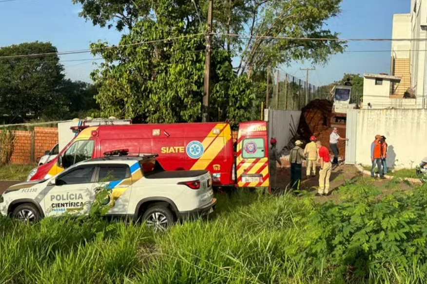 Jovem morre após ser soterrado em vala de três metros de profundidade