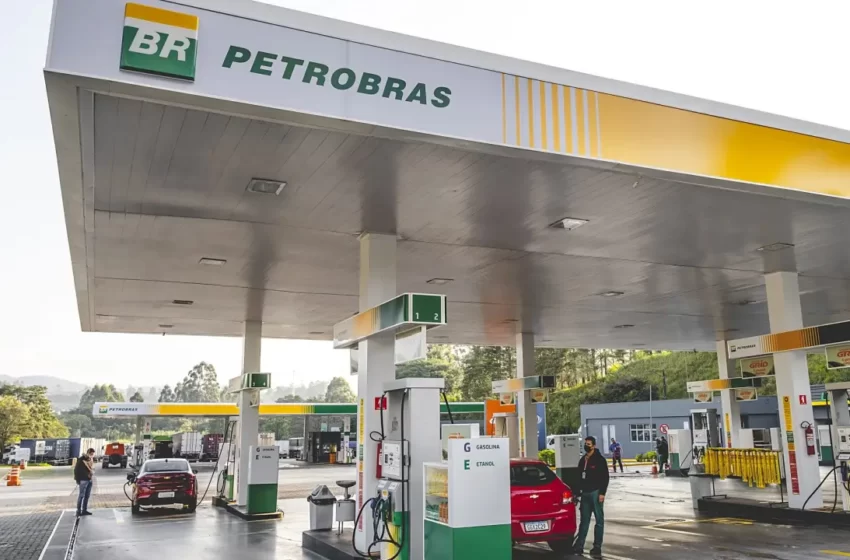  Preço da gasolina sobe mesmo com imposto zerado até março