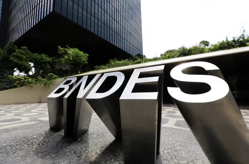  BNDES suspende 9 linhas para financiamento e crédito rural