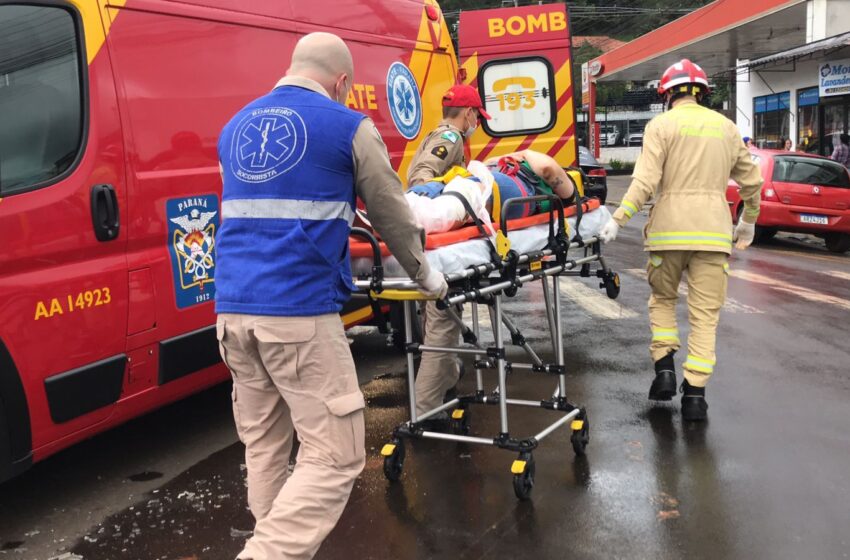  Condutora de moto sofre fratura na perna após colisão com carro no bairro Cango