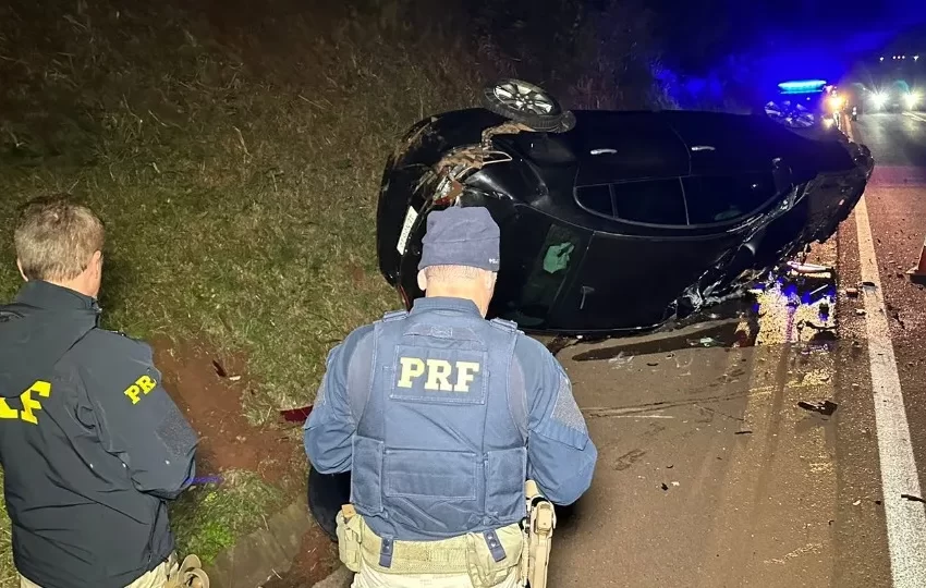  Motorista é preso por embriaguez ao volante após capotar carro na BR 277