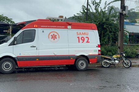 Motociclista fica ferido após colisão com carro no bairro Industrial