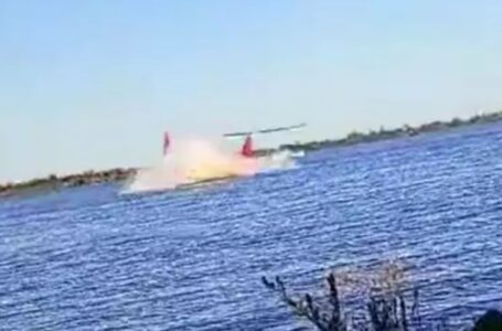 Vídeo: Piloto morre após perder controle de helicóptero e cair em rio