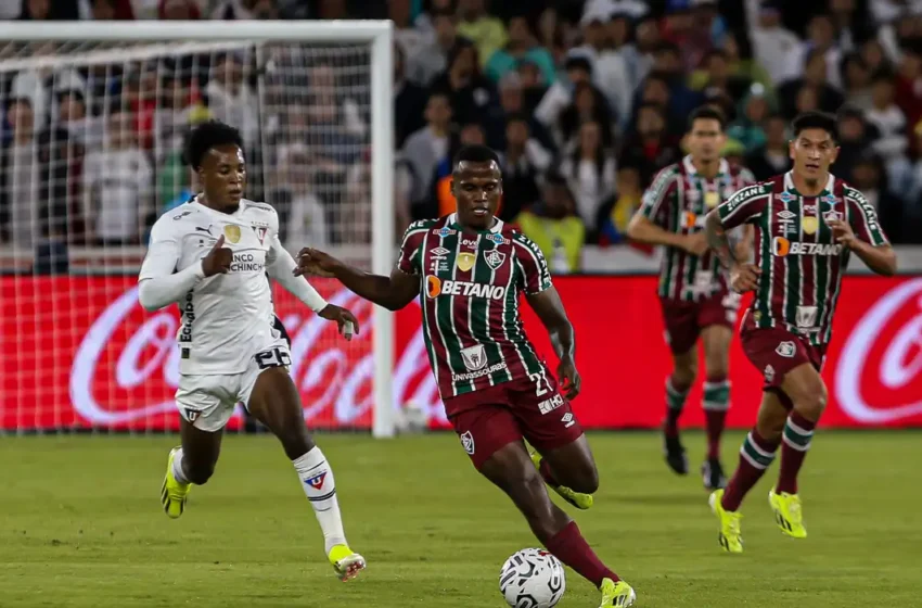  Fluminense é derrotado por 1 a 0 pela LDU na partida de ida da Recopa Sul-Americana