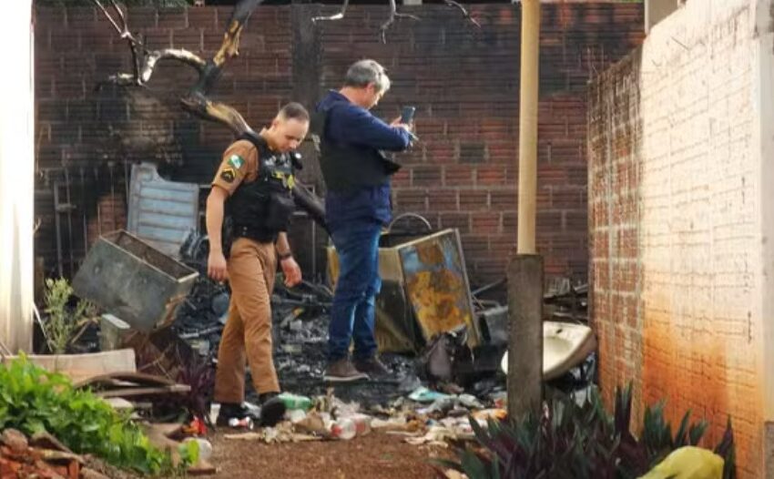  Homem de 46 anos morre carbonizado durante incêndio em residência no Paraná