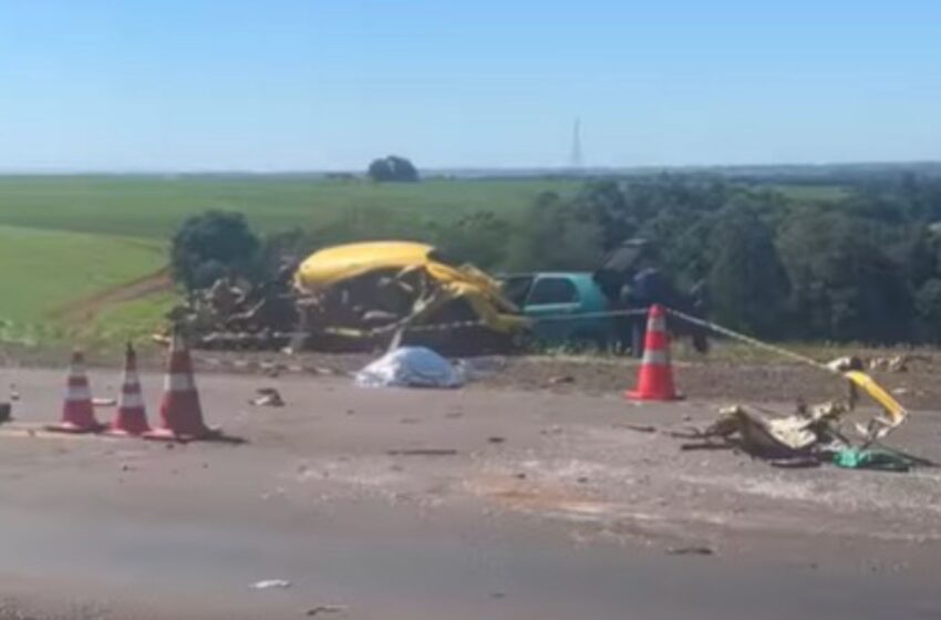  Motorista morre após colisão frontal entre carro e caminhão na PR 280