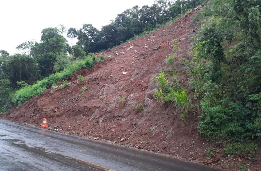  Rodovia entre Realeza e Planalto terá bloqueio de três dias para recuperação de talude