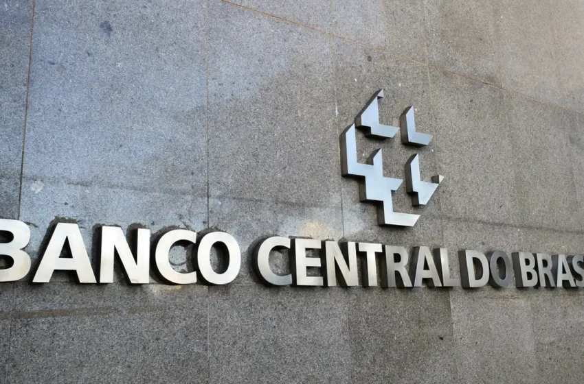  Banco Central vê alta de expectativas de inflação e não indica corte de juros