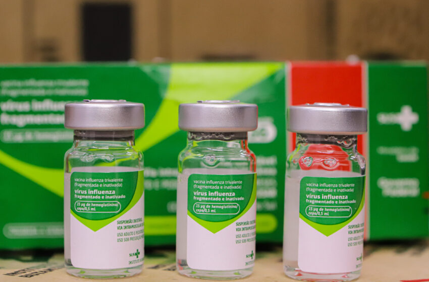  Saúde orienta municípios a manterem vacinação contra a gripe enquanto houver doses