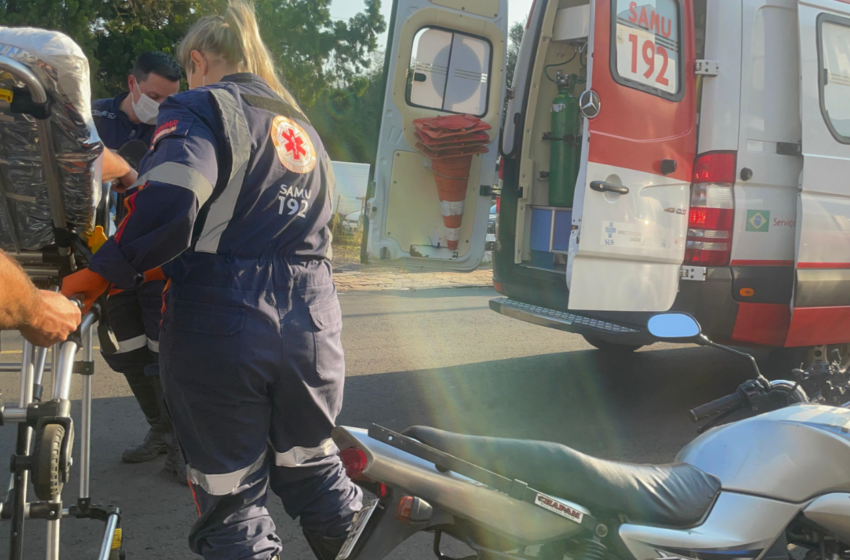  Motociclista fica ferido após acidente envolvendo carro e moto em Francisco Beltrão