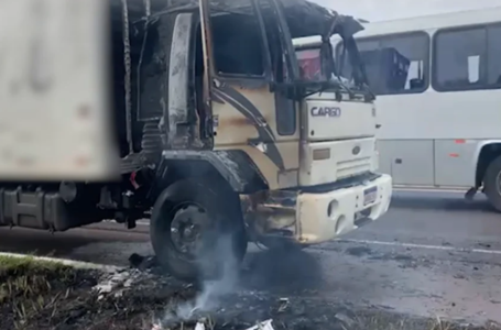 Cabine de caminhão pega fogo PRc 467 no Paraná