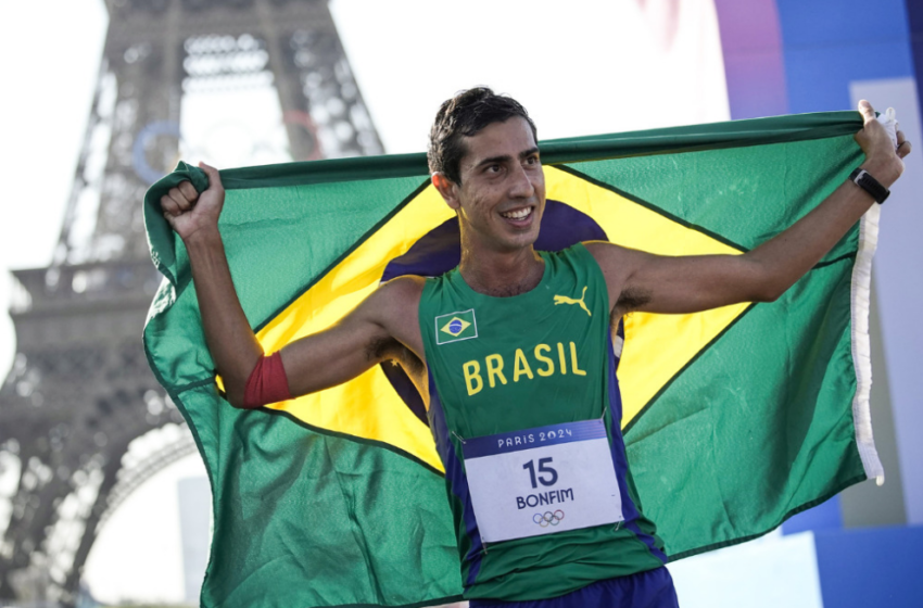  Brasileiro conquista medalha de prata nas Olimpíadas na marcha atlética de 20 km