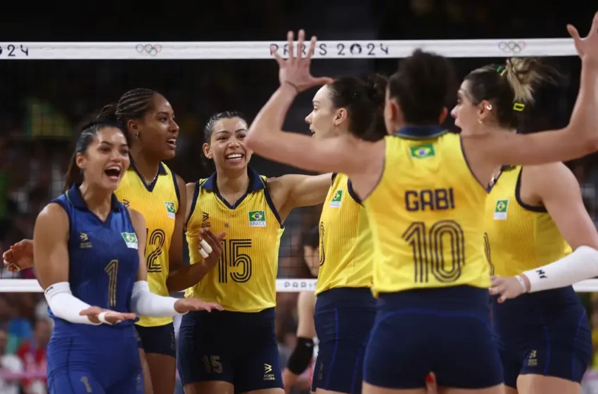  Brasil vence República Dominicana no vôlei feminino e vai à semifinal dos Jogos Olímpicos de Paris