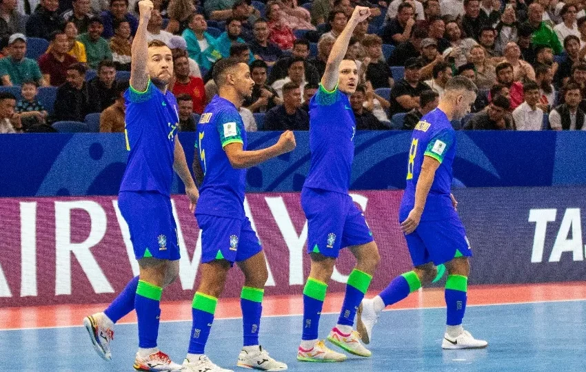  Seleção Brasileira está na final da Copa do Mundo de Futsal após vencer a Ucrânia