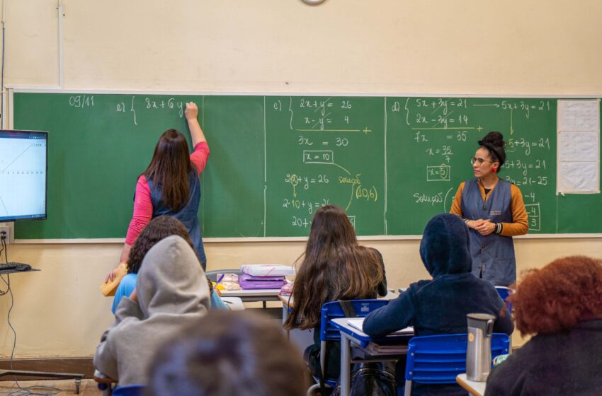  Secretaria da Educação anuncia mais 1.100 vagas para professores aprovados em concurso público