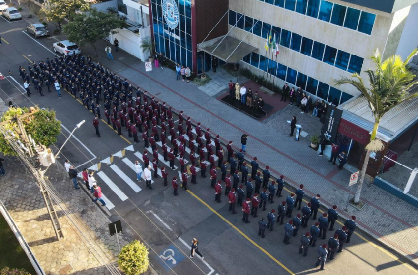  Colégio Vila Militar convida a população para formatura de alunos do ensino médio